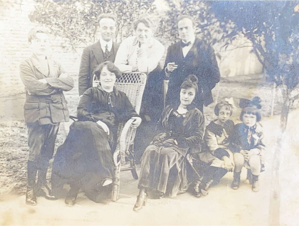 (sf) Foto familias Giucci y Kolischer (2)_page-0001 Foto familias Giucci y Kolischer