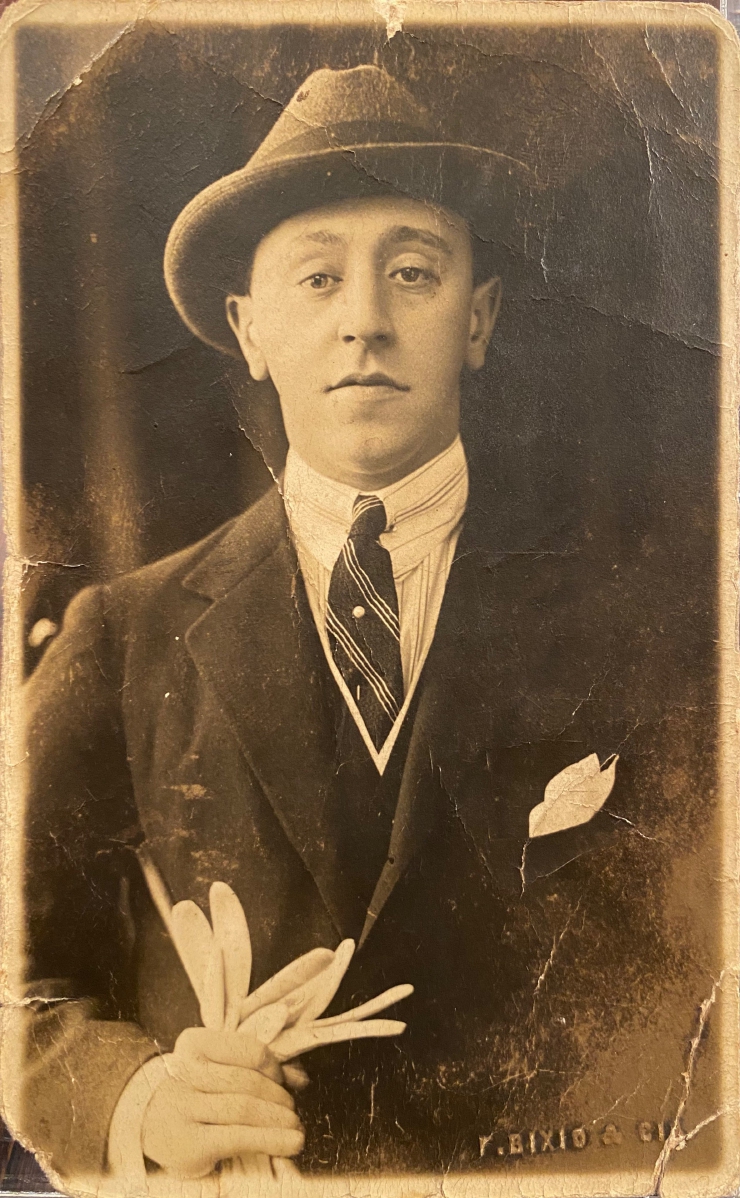 Postcard with a photograph of Arthur Rubinstein
