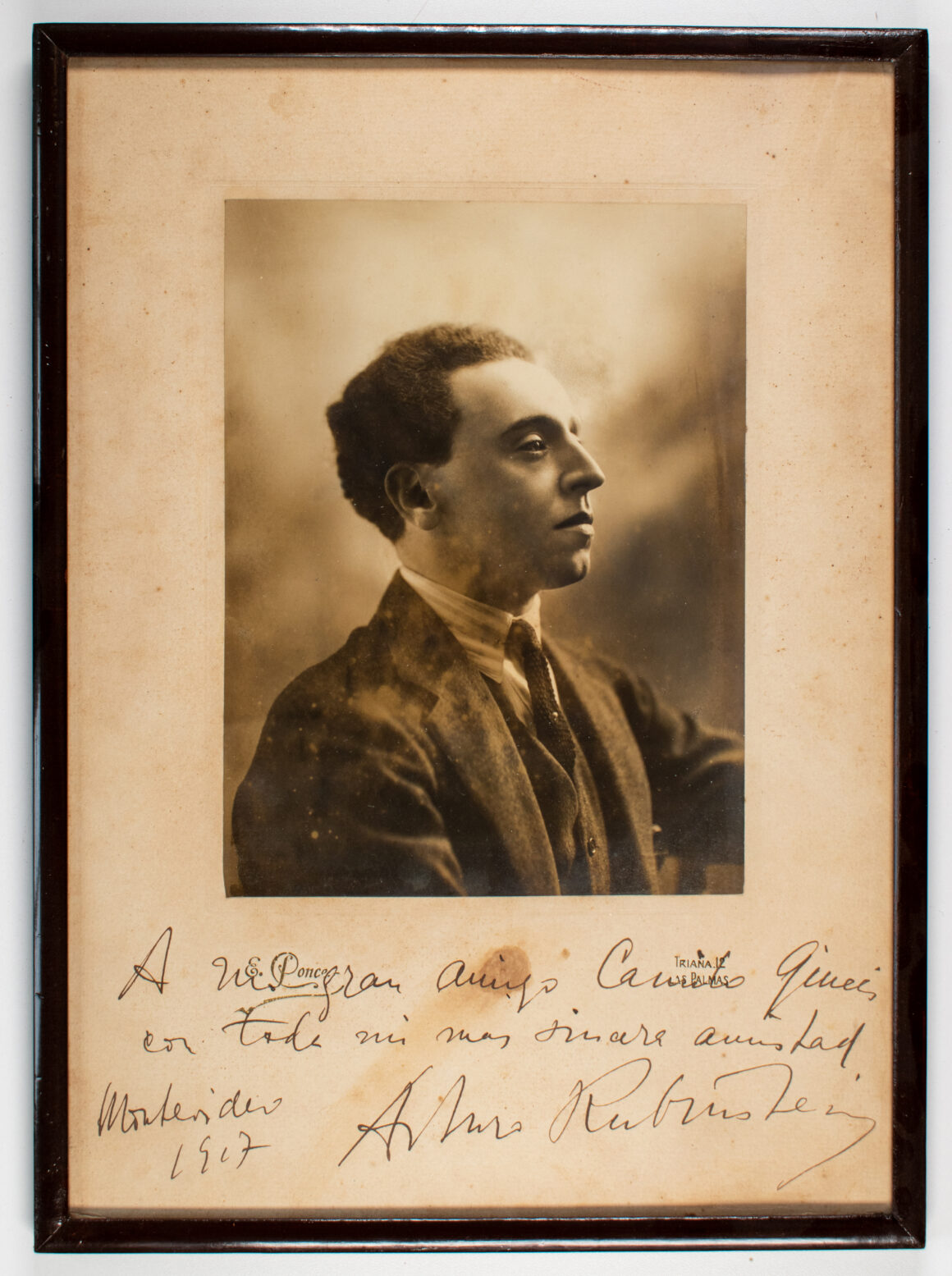 Retrato fotográfico de Arthur Rubinstein, dedicado a Camilo Giucci (hijo), 1917