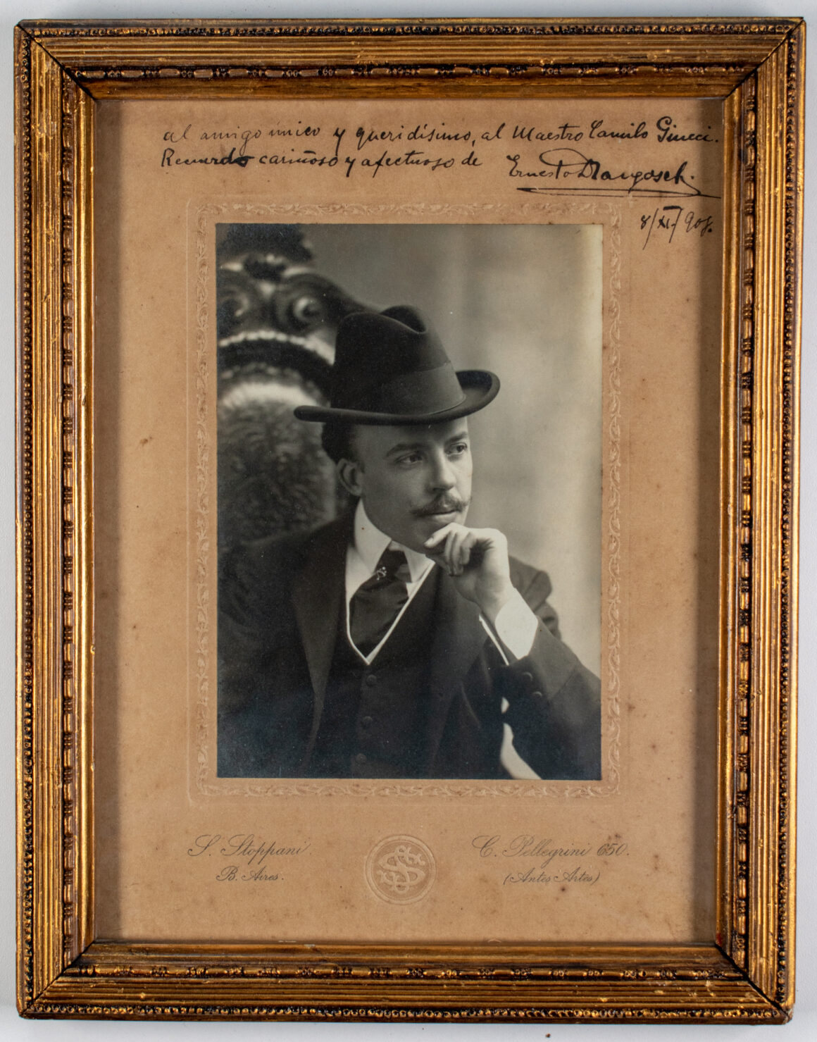 Photographic portrait of Ernesto Drangosch, with handwritten dedication to Camilo Giucci (father)